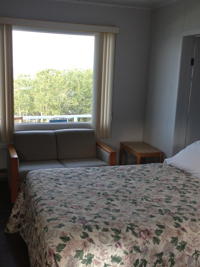 Hotel Motel Du Rocher Riviere-la-Madeleine ห้อง รูปภาพ