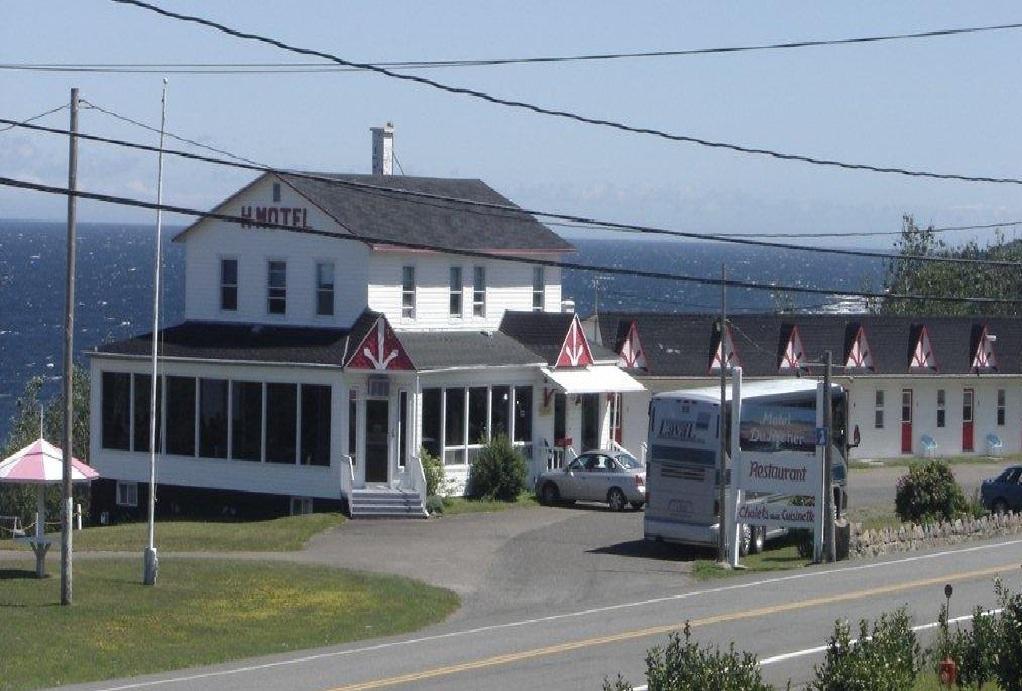 Hotel Motel Du Rocher Riviere-la-Madeleine ภายนอก รูปภาพ